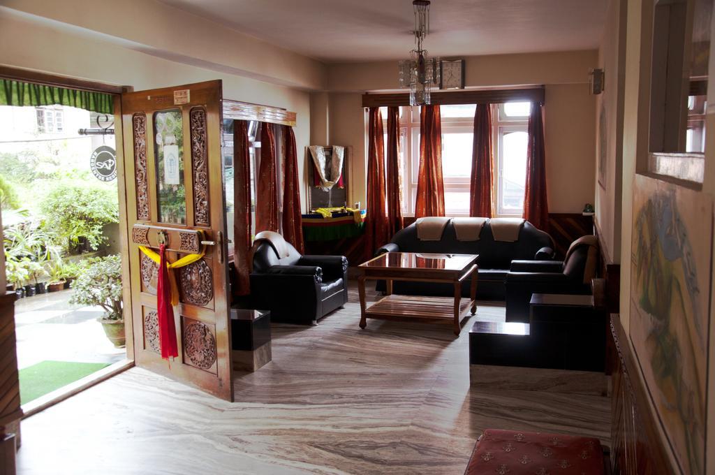 Rabdentse Residency Hotel Pemayangtse Buitenkant foto